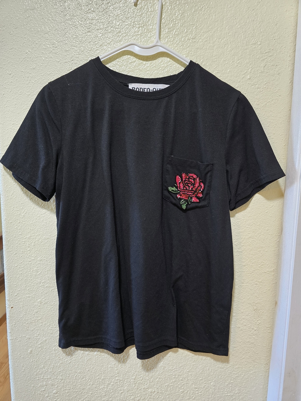 Rodeo Quincy Womens Black Pocket Tee with Embroidered Red Rose